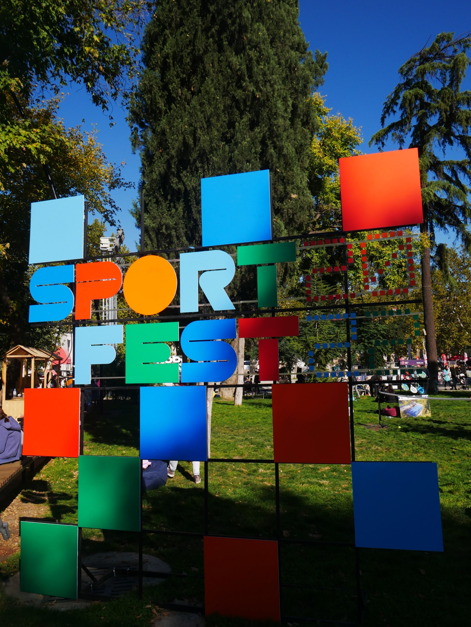 Sportfest Tbilisi Überallpenner